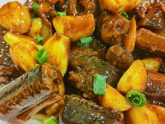 -湖边饭店