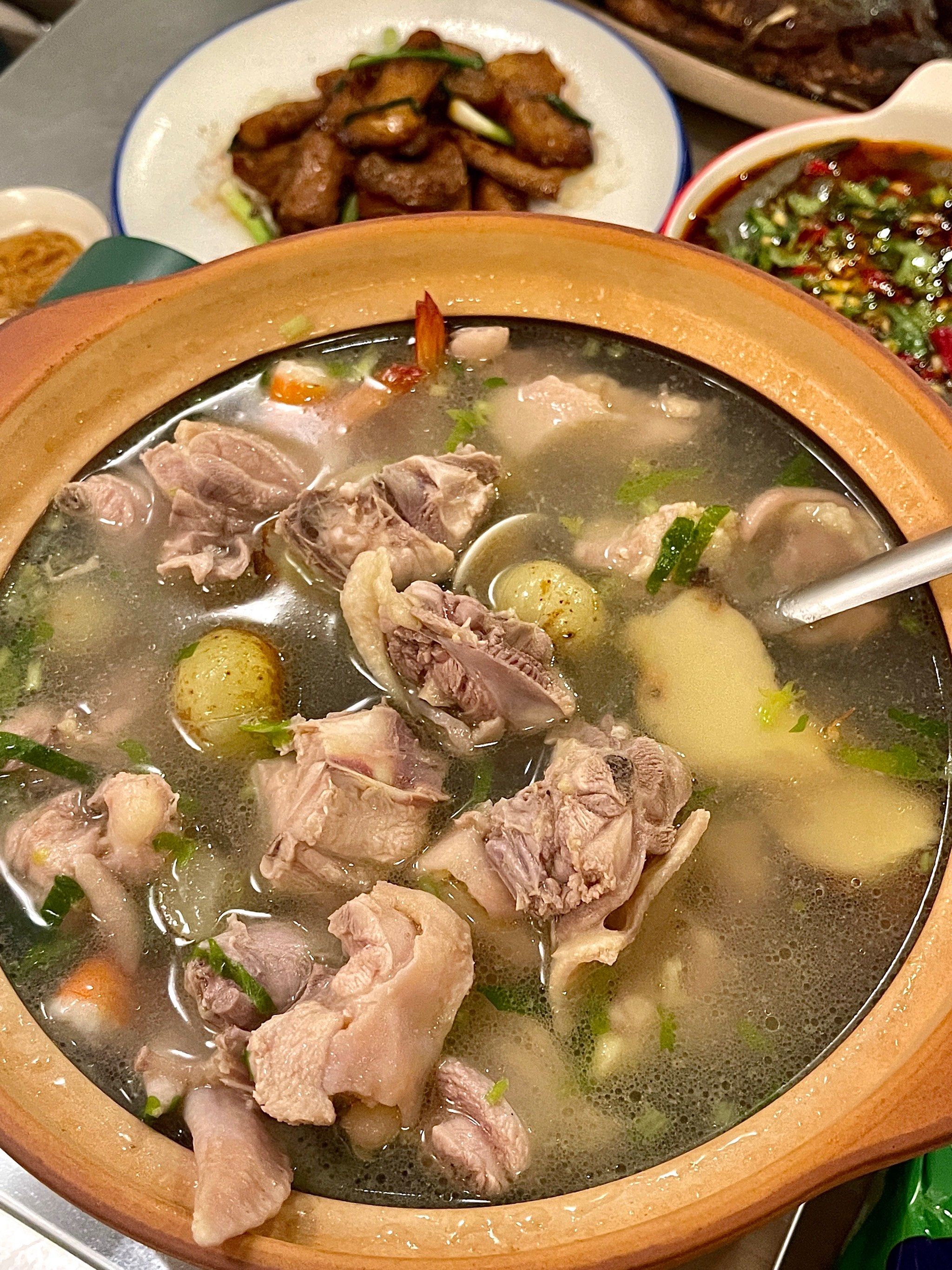 遥遥领先!油柑橄榄鸡.