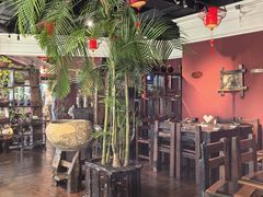 -大匠工房古船木艺术餐厅·猪肚鸡专门店(长白仙岛店)