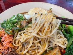 -方铲铲·成都板凳面(滨江银泰店)