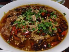 水煮牛肉-銘悦阁烤鸭店