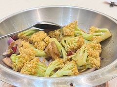 猪油渣炒花椰菜-北海渔村酒楼·粤菜海鲜点心(新华店)