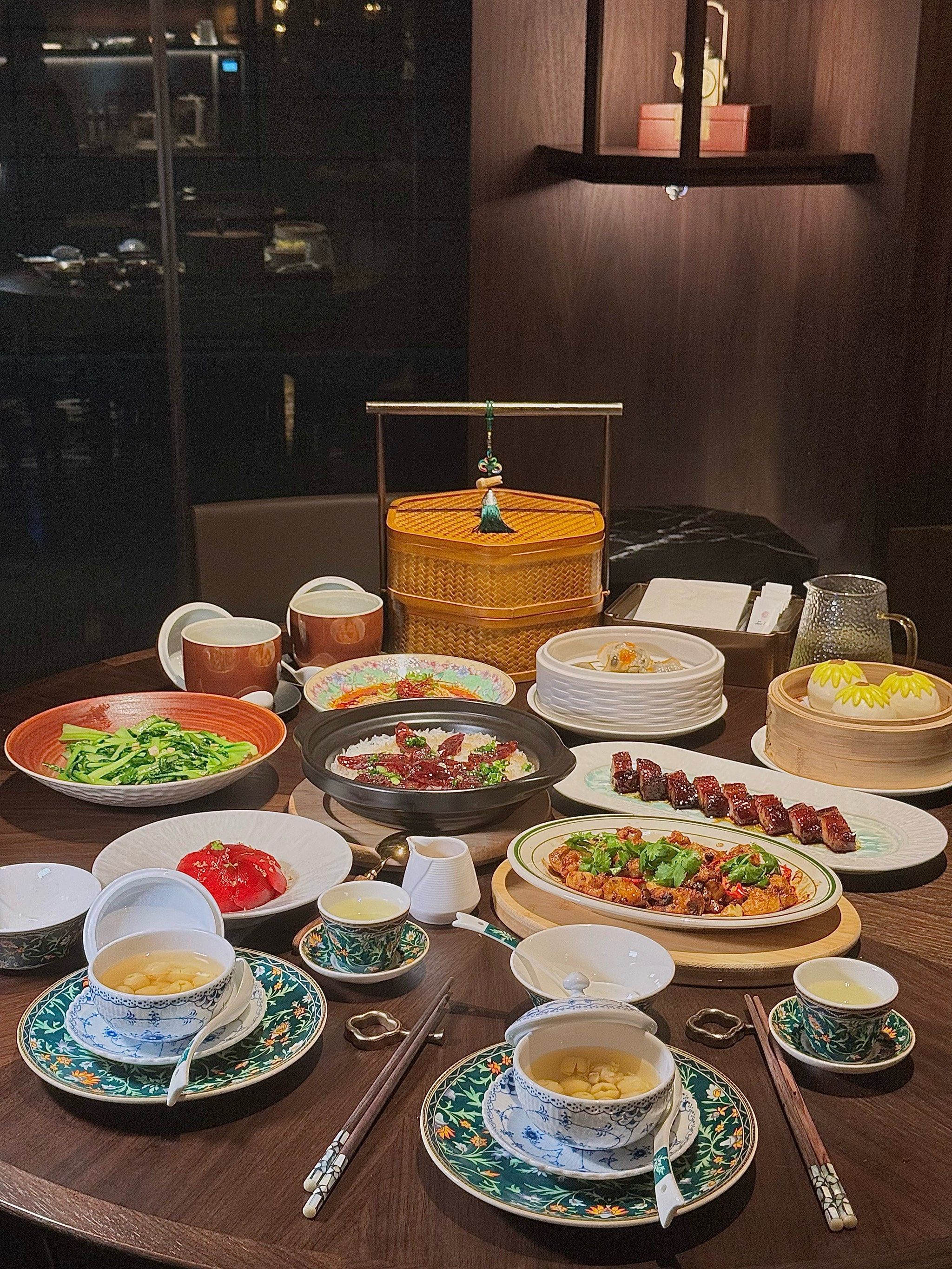 n开在石狮绿岛酒店里的绿岛上苑
很适合家庭聚餐或者是朋友聚 