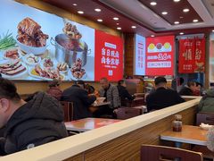 -顺溜·手工刀削面·黑金店(铜锣湾店)