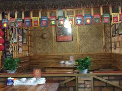 大堂-闯关东东北农家菜(崂山石老人店)