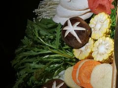 -同蛙阁美蛙鱼头火锅