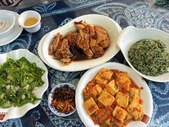 -瑞丰园庭院餐厅·白族传统家常菜