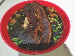 -小龙大肉面馆