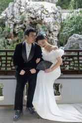 -MAO亲爱的猫婚纱摄影工作室