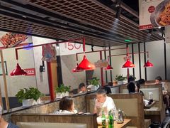 -叶派龙虾•招牌香辣蟹·海鲜(中海国际店)