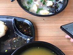 大骨头粉丝汤-小杨生煎(香港名都店)