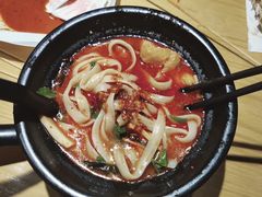砂锅刀削面-姐弟俩土豆粉(西安小寨店)