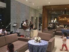 -Isla Sugbu Seafood City