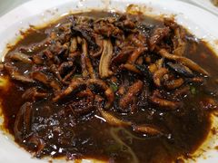 现划鳝丝-新恬乐大酒家(沧达大厦店)