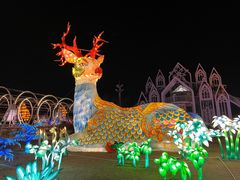 -淄博花灯齐彩城