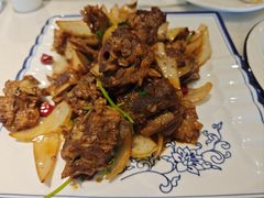 香辣小排辣炒羊碣子-老仁义·清真菜(太古街店)