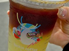 -瑞幸咖啡(万科红立方大厦店)