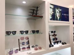 -明月眼镜(三坝店)