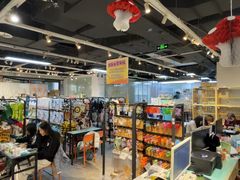 -大型宠物商超·宠海王国·宠物猫狗活体·用品·美容(新世界百货重庆店)