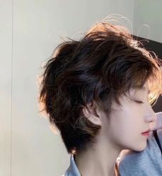 -ON STAR SALON