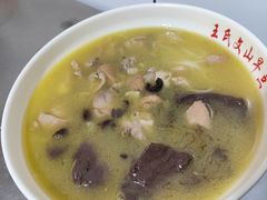 -文山荷鲜居(翠湖店)
