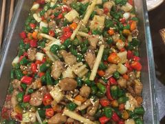 -黄桷树曹家私房菜(江与城店)