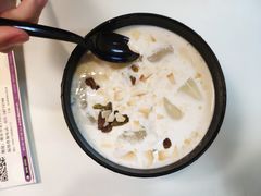 -志龙皇冠吃货椰子铺