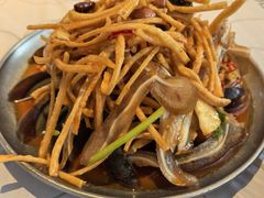 -巴厘龙虾·榜首油焖大虾(音乐学院·沿江酒馆店)