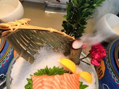 三文鱼刺身-享月汤皇·海鲜小火锅·聚会(曲江创意谷店)