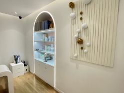 -苗方清颜痘肌研究所