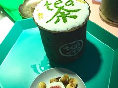 手工奶盖茶-茶是一枝花泡茶店