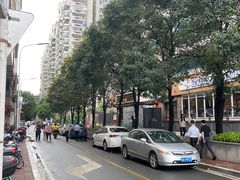 -一豚轩·烧鸟·豚骨拉面(五四路店)