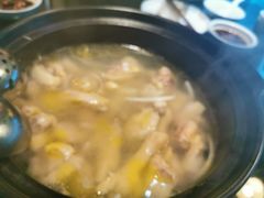 -东椰·海南椰子鸡火锅(朝阳门店)