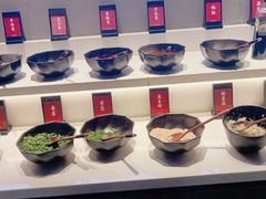 自助调料区-辣伍鲜毛肚老火锅(元一店)