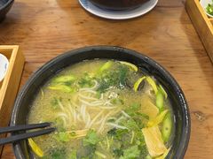 -桥香园云南过桥米线(红龙井店)