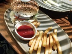 祖母至尊汉堡-G+KITCHEN(龙湖狮山天街店)