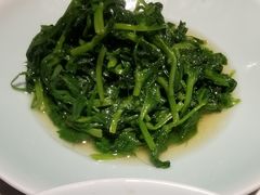 清炒豌豆苗-新沸腾鱼乡(世贸天阶店)
