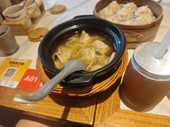 -馋三尺蟹粉小笼(人民广场店)