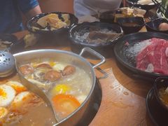 -呷哺呷哺(普陀乐购真北店)