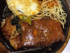 -皇品世家牛排(七一路店)