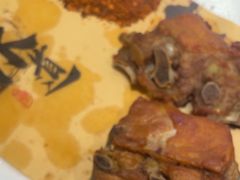 -川流不息·地道川菜·小龙虾(松东路店)