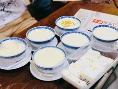 热姜撞奶-周大娘牛乳(旧寨古村总店)
