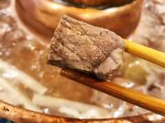 -毛辣果·贵州红酸汤牛肉火锅(西单店)