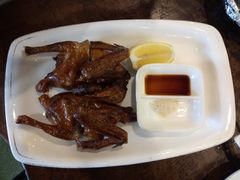 红烧乳鸽-澳门西南饭店·粤菜·茶市·手工点心(华海路店)