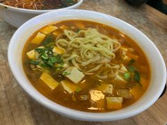 -白阿婆过油肉拌面·大盘鸡