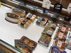 面包甜点陈列柜-红跑车蛋糕世界(网巾市店)