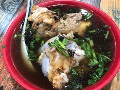 棒子骨-老谢野馄饨(延安路店)