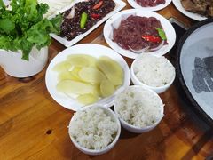 -五指山生态小黄牛(皮皮虾海鲜广场店)