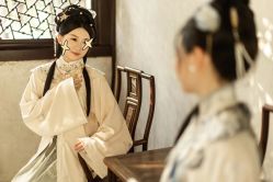 -一揽芳华汉服旗袍体验馆(拙政园店)
