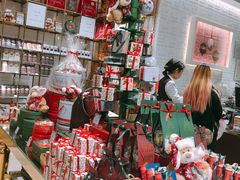 零售区-VENCHI 闻绮(北京国贸商城店)